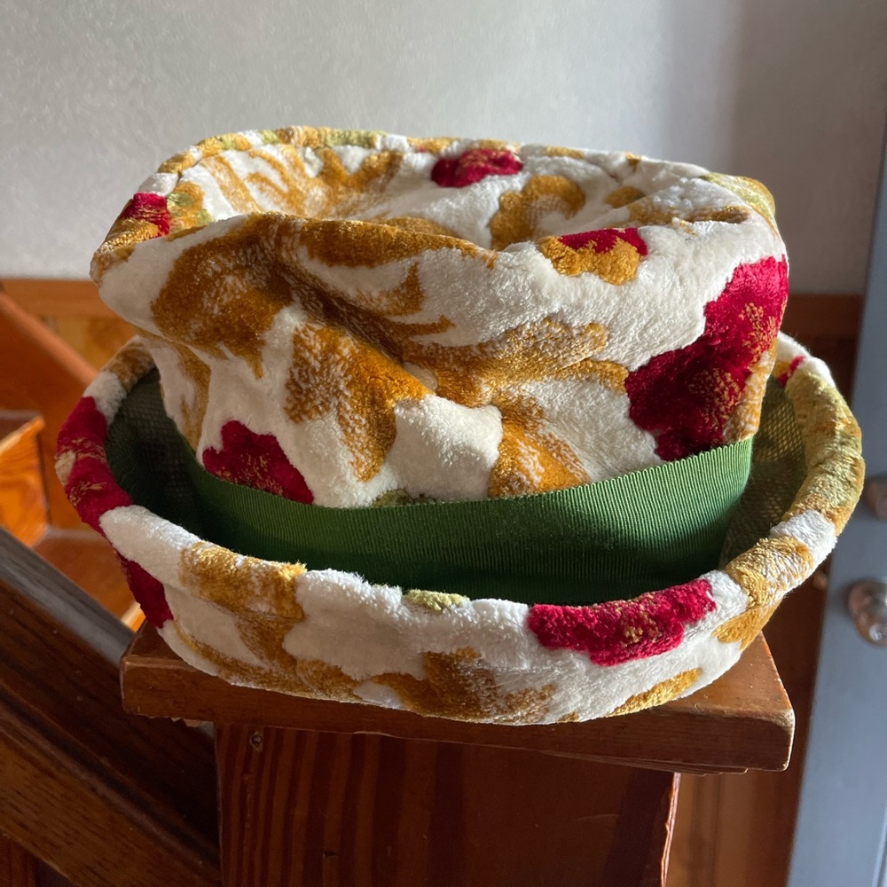 Vintage 60’s Chenille Carpet Tapestry Hat OS Women’s Union Made Unique